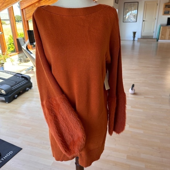 Anthropologie Sweater Rust/Orange XS but Runs Large NWT - Picture 1 of 7